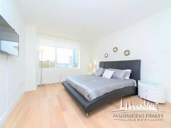 4 bedrooms apartment for rent in Midtown West - Manhattan, New York