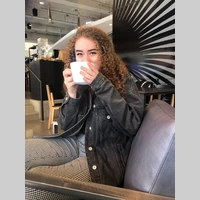 Looking for a roommate