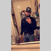 Looking for a roommate