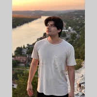 Looking for a roommate in Queens, Manhattan - New York