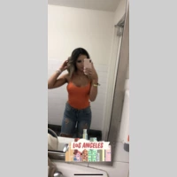 Looking for a roommate in Coastal - San Diego