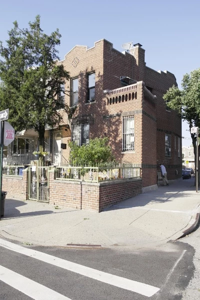 2 bedrooms apartment for rent in East Elmhurst - Queens, New York