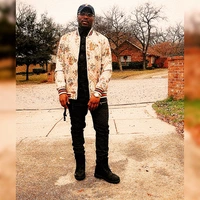 Looking for a roommate in Arlington, Sw Dallas - Dallas