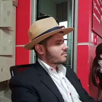 Looking for a roommate