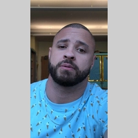 Looking for a roommate