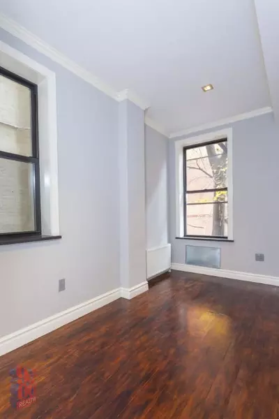 4 bedrooms apartment for rent in Midtown West - Manhattan, New York