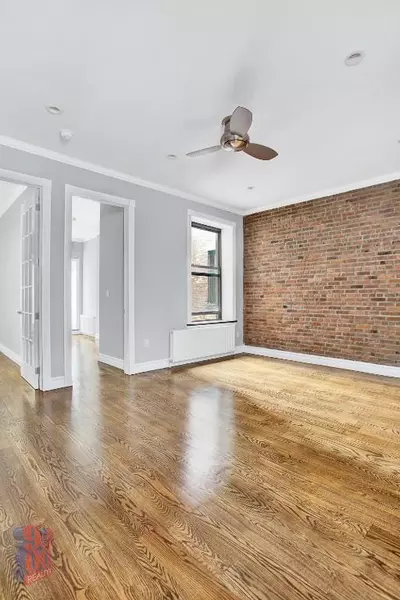 4 bedrooms apartment for rent in Midtown West - Manhattan, New York