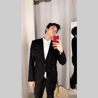 Looking for a roommate